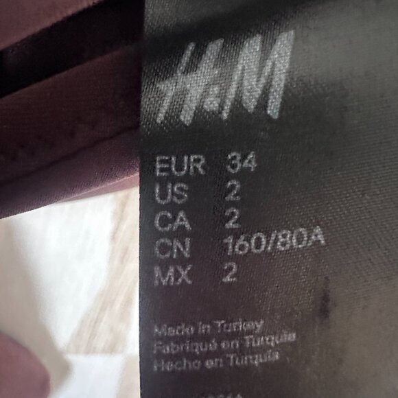 H & M SWIM/ TOP - Picture 5 of 5